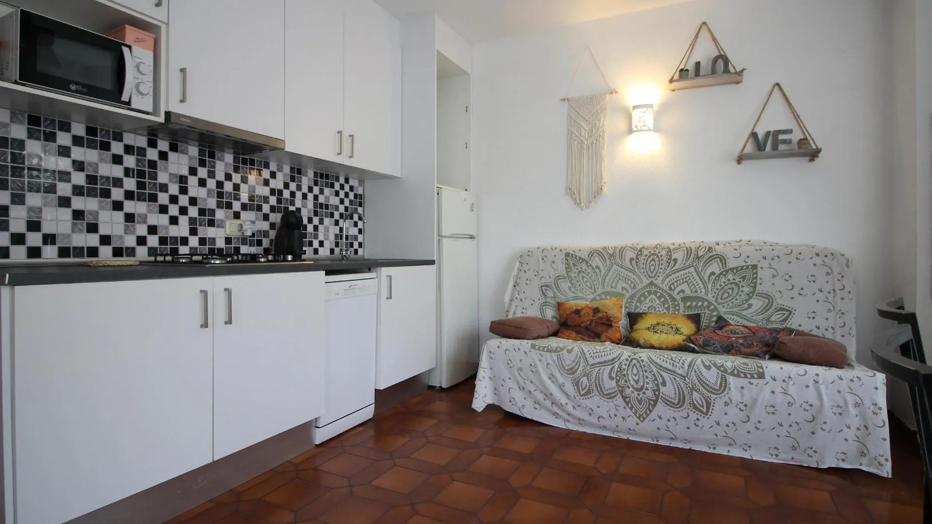 公寓 Apartamento Centrico A 20M De La Playa Del Puerto Con Tv, Aire Acondicionado Y Terraza - Es-228-189 兰卡